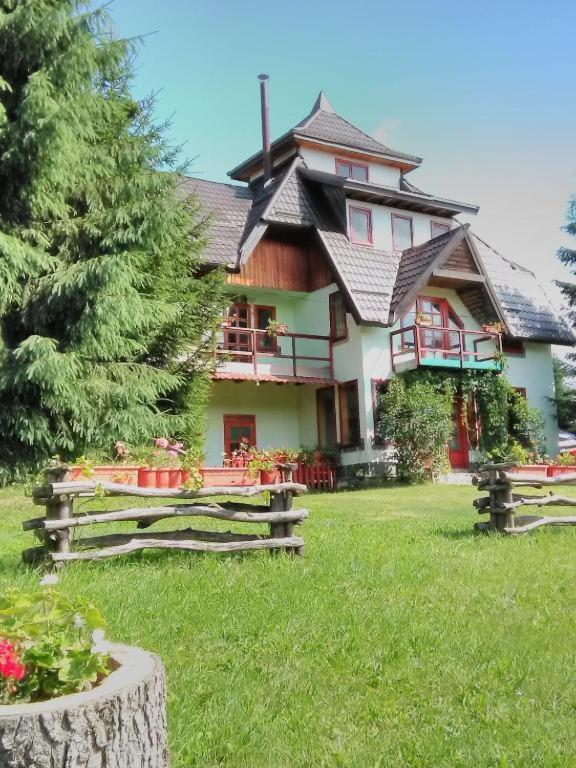 Casa Paltin Vila Si Cabane Poiana Stampei 外观 照片
